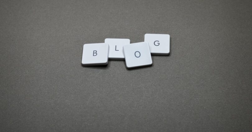 1. “블로그 사이트 선택, 성공의 열쇠는 어디에 있을까요?”